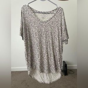 American eagle women’s small oversized tee.